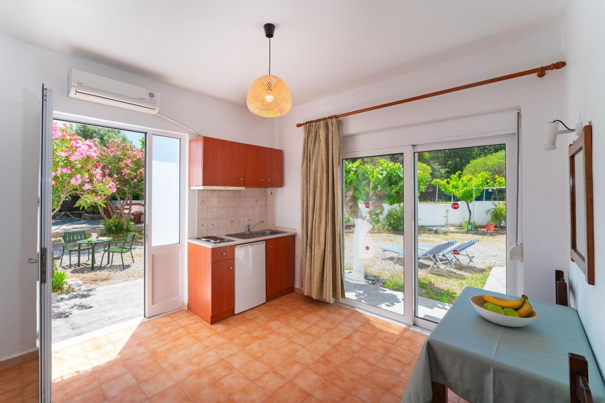 Tselios Apartments & Studios Kiotari Zimmer foto